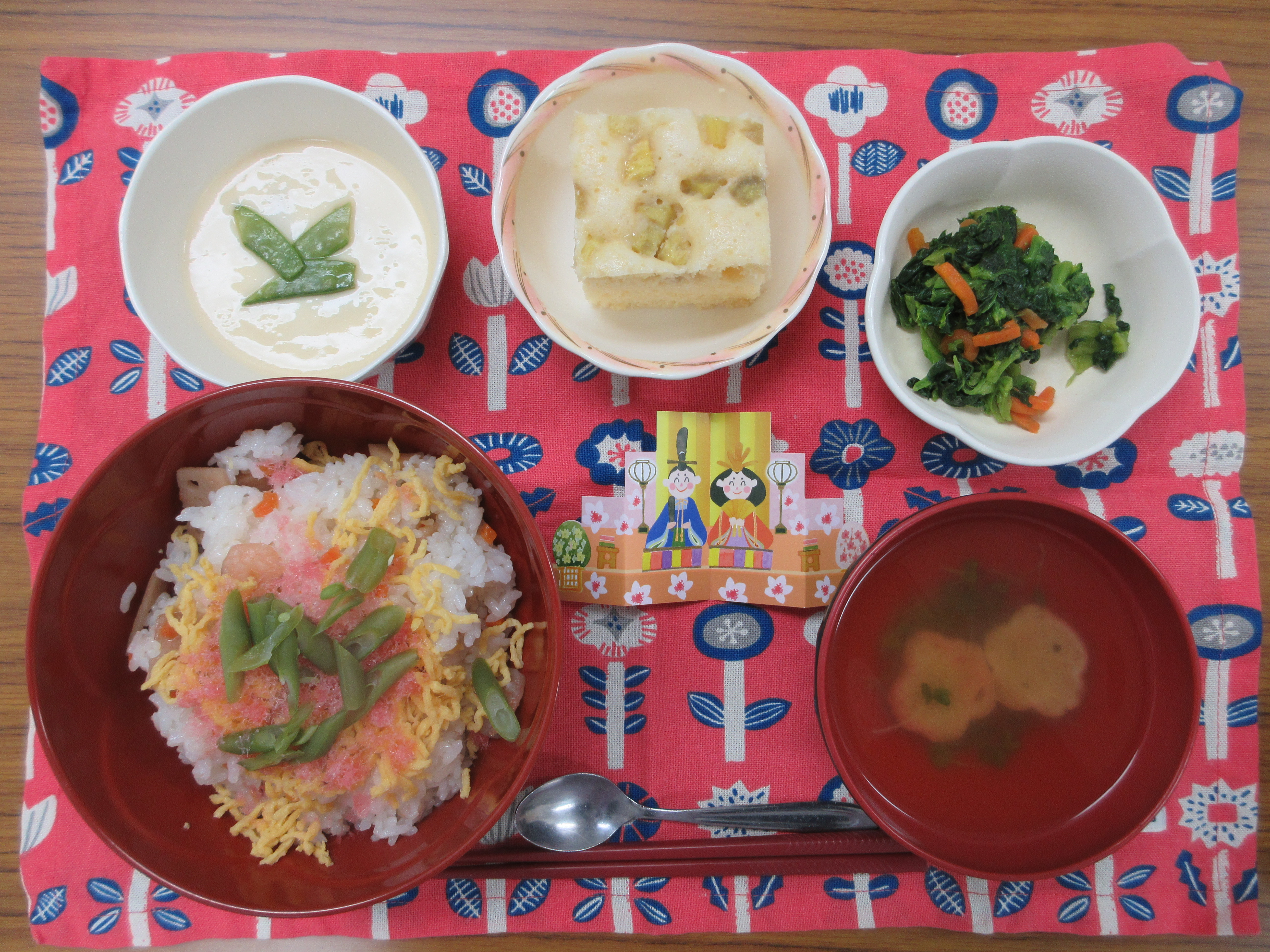 行事食（ひなまつり）